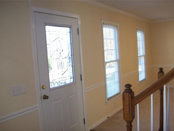 3rd image of 505 Westfield Ln