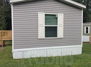 14 Camden Dr, Ellenwood, GA 30294