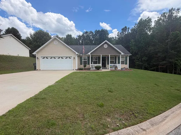 125 Care Ln, Greer, SC 29651