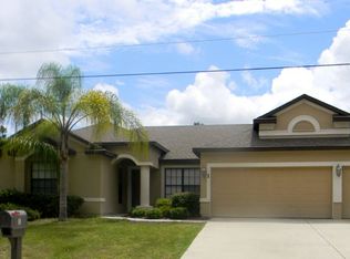 1 Roxton Pl, Palm Coast, FL 32164