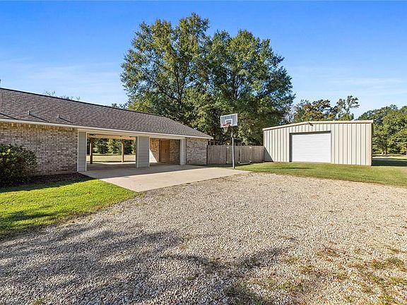 3rd image of 42465 Happywoods Rd