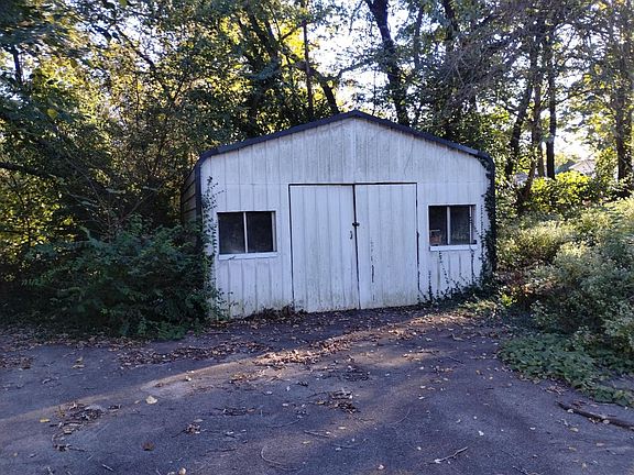 5th image of 500 W Union St