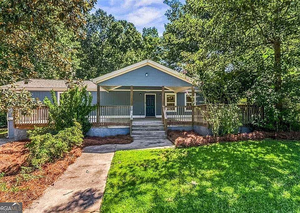 1st image of 70 Caroline Ave