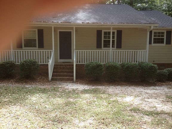 3rd image of 141 N Lake Dr