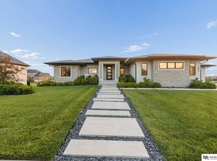 7841 S 97th Bay, Lincoln, NE 68526