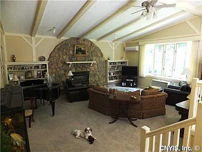2nd image of 407 Ferndale Ln
