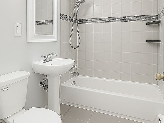 4th image of 61 Linden St #A265226f8