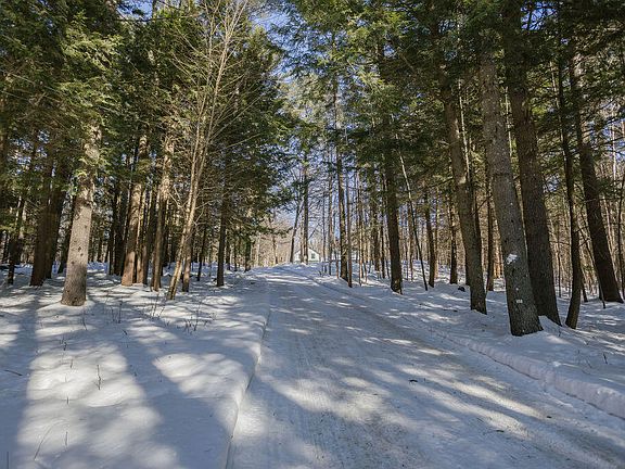 4th image of 42 Dixfield Road