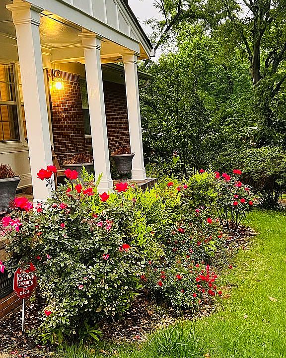 2nd image of 884 Verdi Way