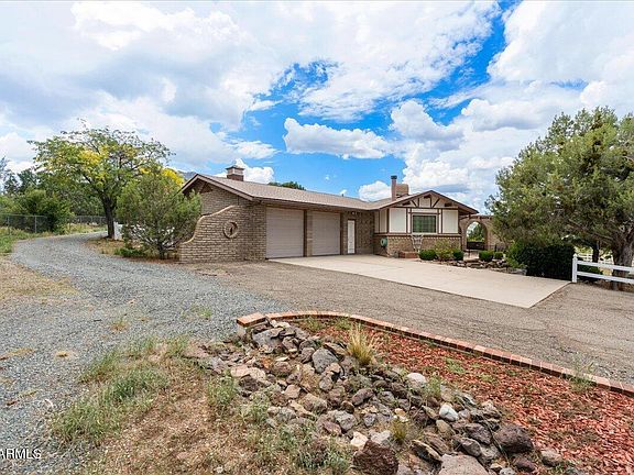 2nd image of 6860 N QUAIL VIEW Lane