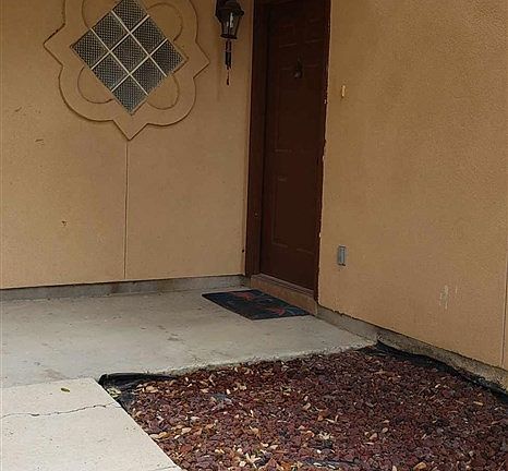 3rd image of 10706 International Blvd Unit 115