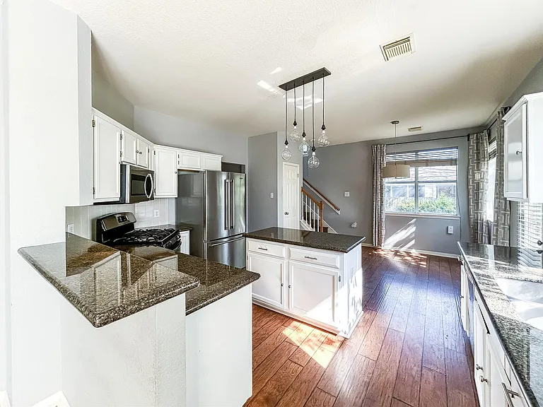 1745 Dapplegrey Ln — Photo 11