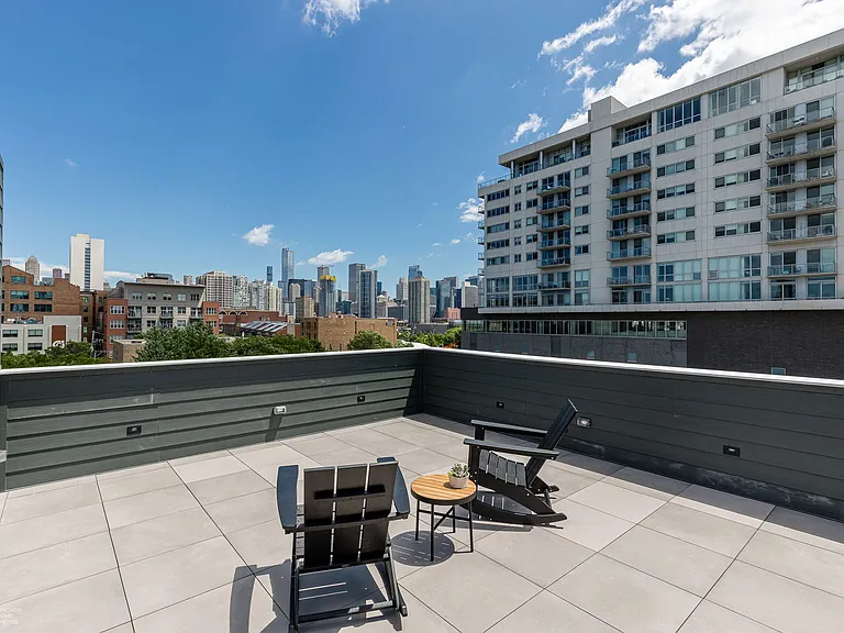 729 N Sangamon St #203 — Photo 7