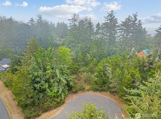 1016 Lola Ct SE, Ocean Shores, WA 98569