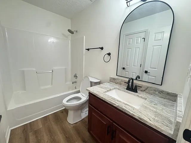 2208 Summerwind Dr — Photo 12