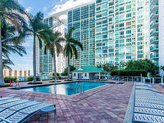 2nd image of 31 SE 5th St APT 205