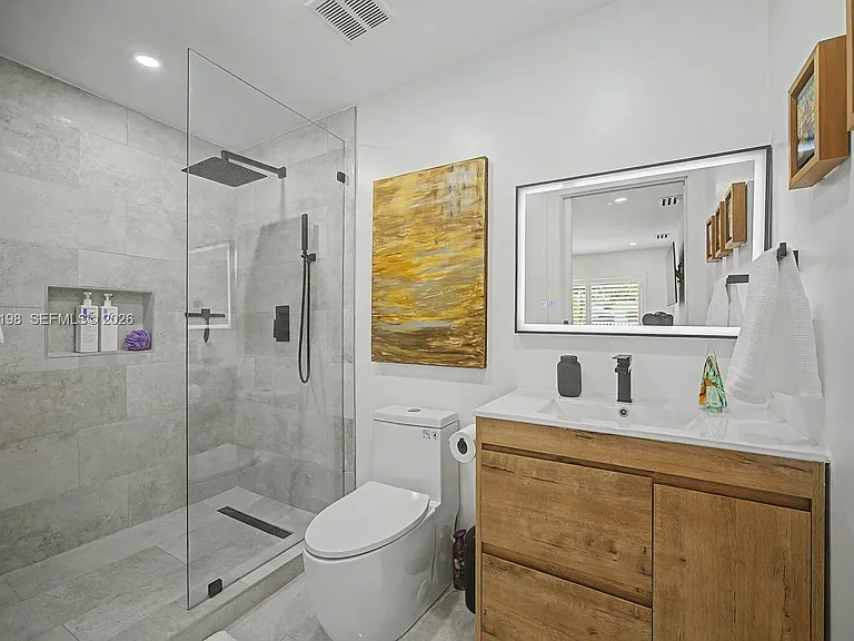 6511 SW 18th St — Photo 15