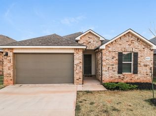 10421 SW 37th St, Mustang, OK 73064