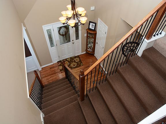 3rd image of 4604 N 121st Ter