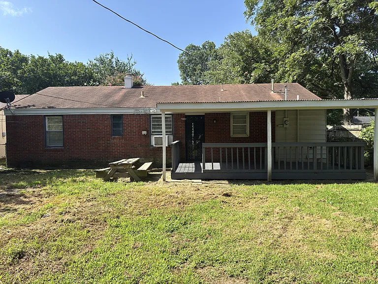 4742 Violet Ave — Photo 14