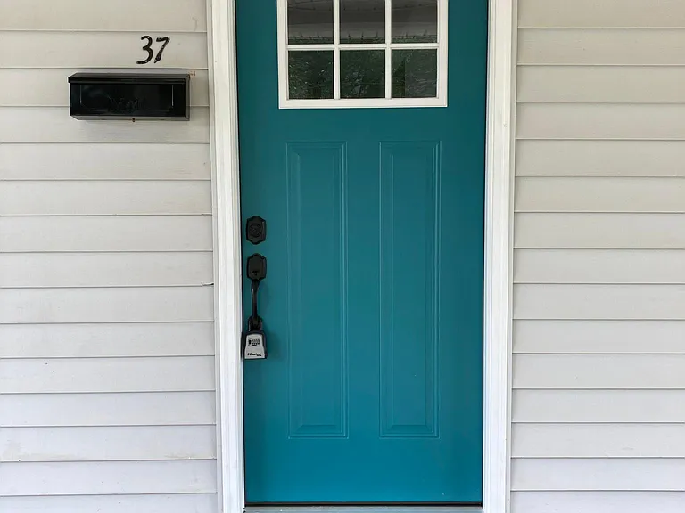 37 Douglas Ave NW — Photo 14