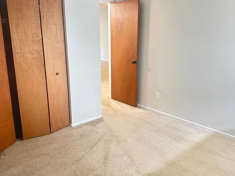 Whitfield Village Apartments — Photo 12
