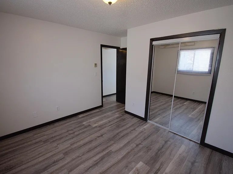 803 8th St N #1 — Photo 7