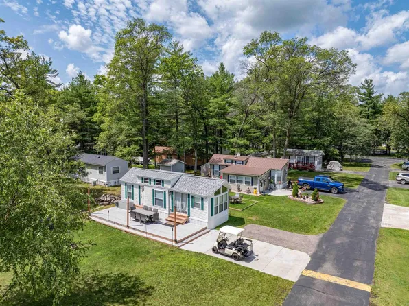 112 Wood Haven Drive #30, Wisconsin Dells, WI 53965