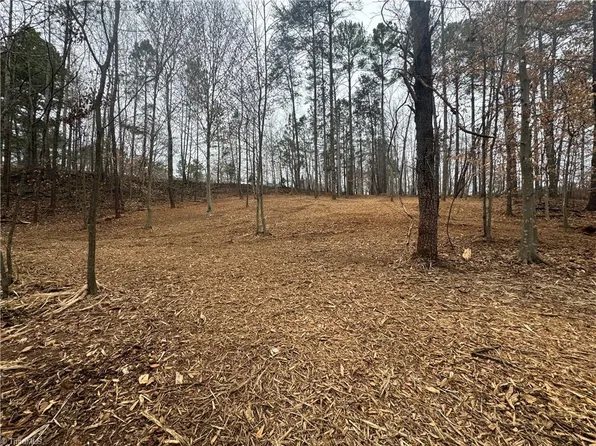 7515 Crossing Ridge Dr #38 & 39, Belews Creek, NC 27009