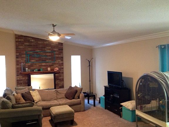 4th image of 5 Harbor Woods Dr