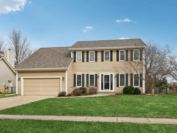 6159 Nottingham Dr, Johnston, IA 50131