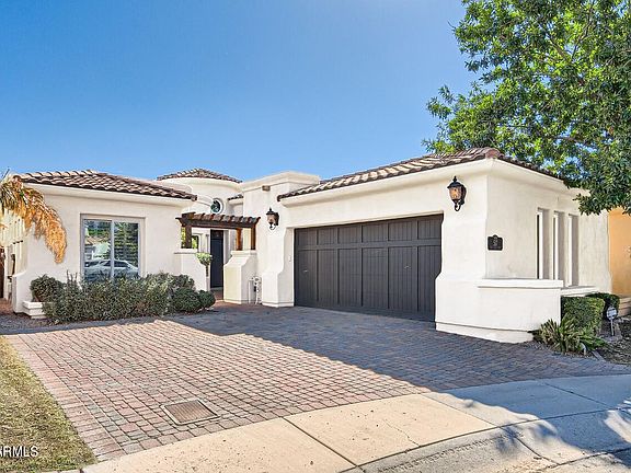 3rd image of 517 E ADAIR Drive