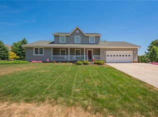 419 S Shenandoah Dr, Latrobe, PA 15650