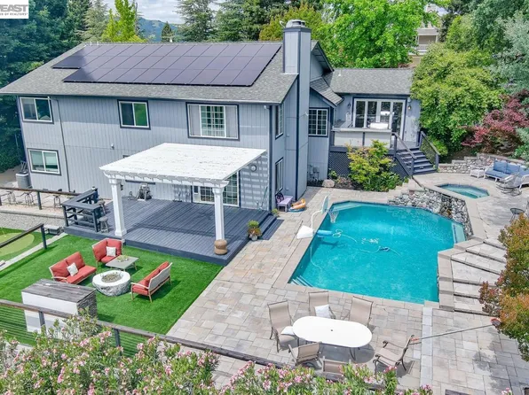 215 Arthur Ct, Danville, CA 94526