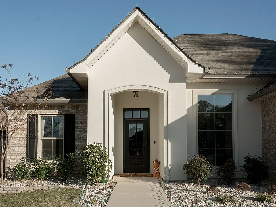234 Cessna Dr