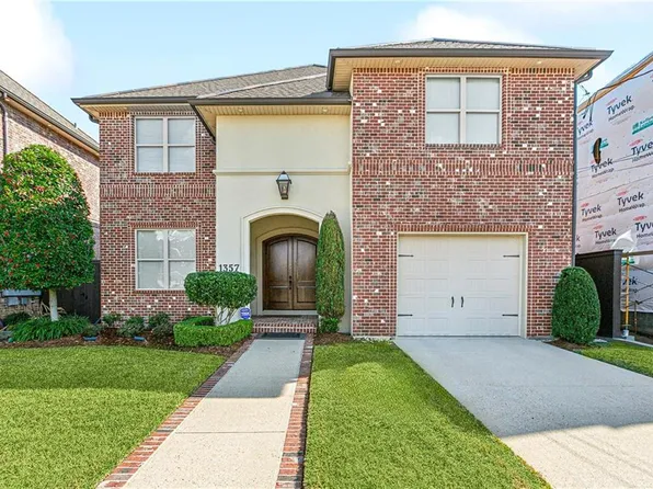 1357 Lakeshore Dr, Metairie, LA 70005