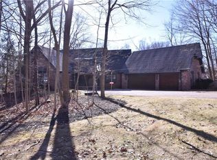 835 Sugarbush Rdg, Zionsville, IN 46077