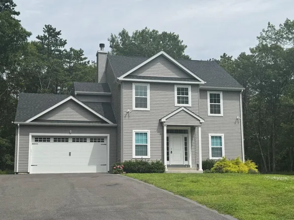 73 Freeman Lane, Manorville, NY 11949