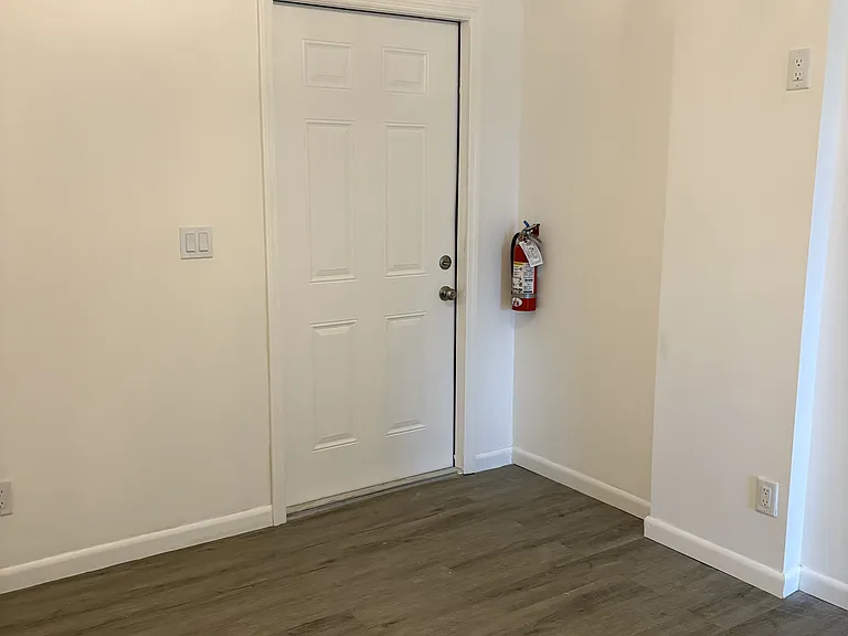711 Palm Beach Lakes Blvd #200 — Photo 8