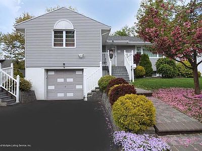 1st image of 111 Holly Ave