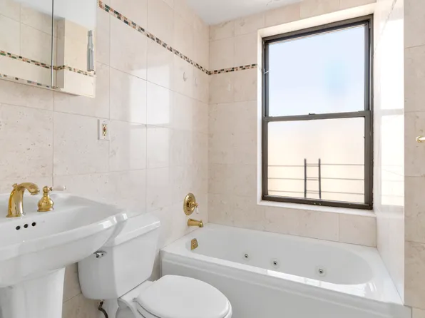 327 Central Park West image 9 of 13