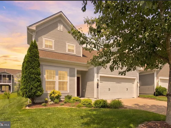 138 Denison St, Fredericksburg, VA 22406