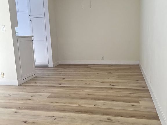 4th image of 1847 N Kingsley Dr #4