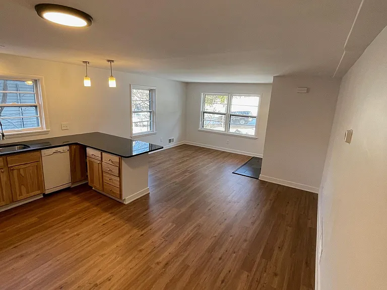 2836 Fillmore St NE #2838 — Photo 4