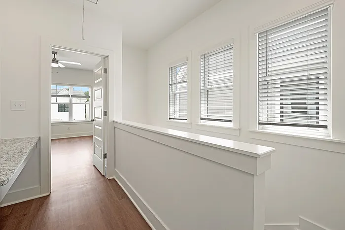 105 Huntley Dr — Photo 18