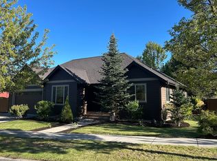 20877 Top Knot Ln, Bend, OR 97701
