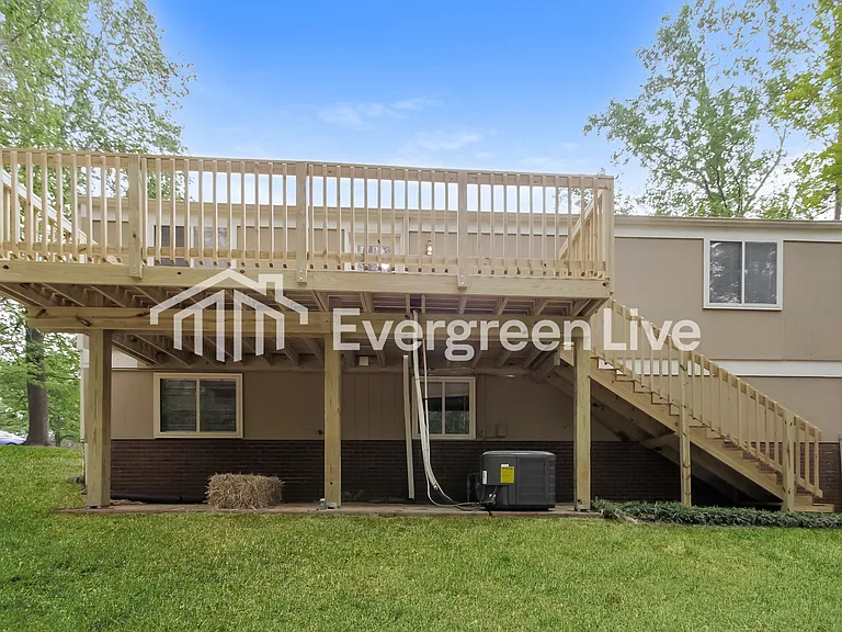 2122 Kingstree Cir — Photo 2