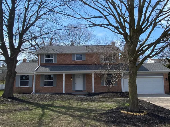 36515 Vicary Ln, Farmington, MI 48335