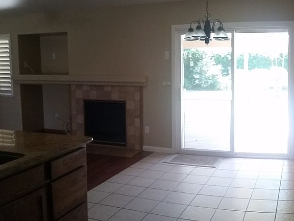 Kitchen / Living Room