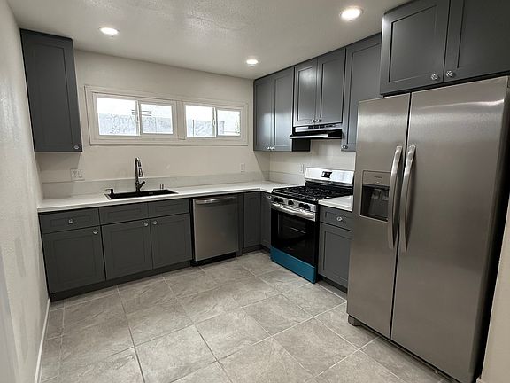 4th image of 4770 Melrose Ave APT 4